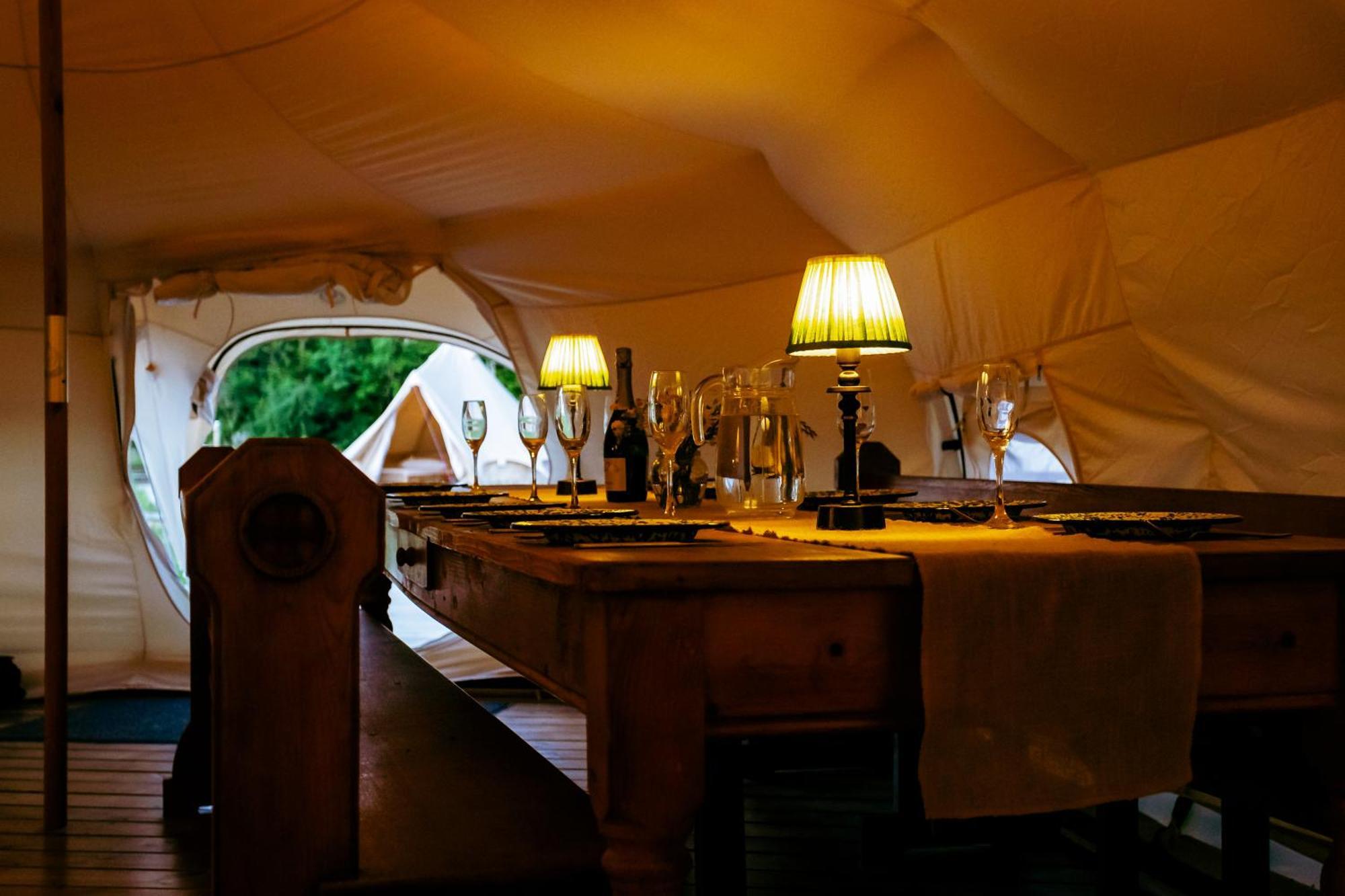 Вілла Luxury Glamping Retreat In Баттл Екстер'єр фото