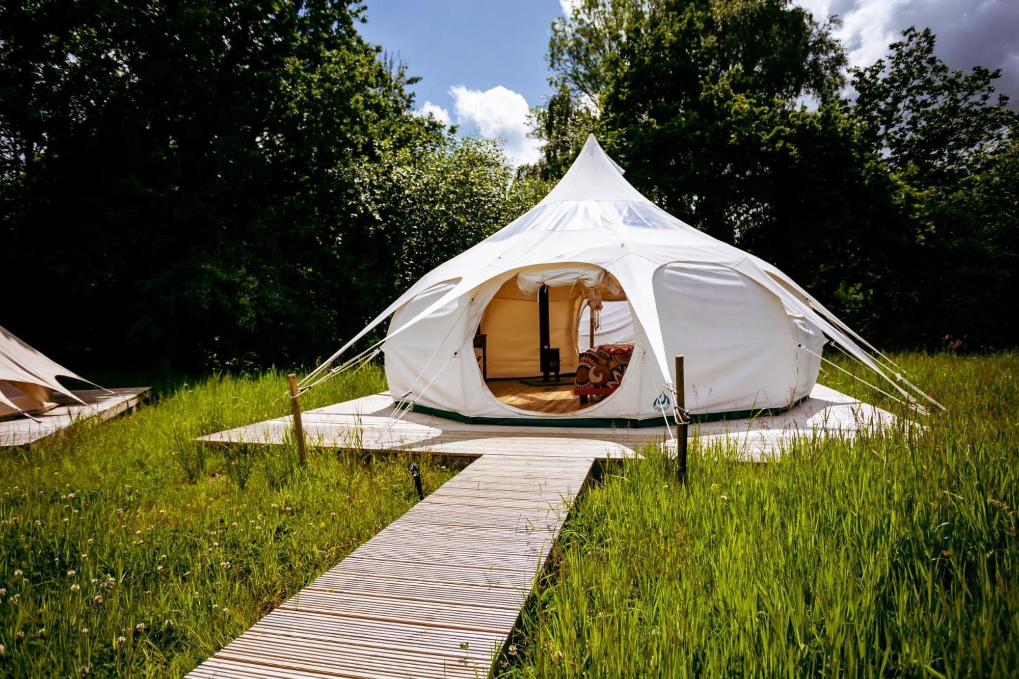 Вілла Luxury Glamping Retreat In Баттл Екстер'єр фото