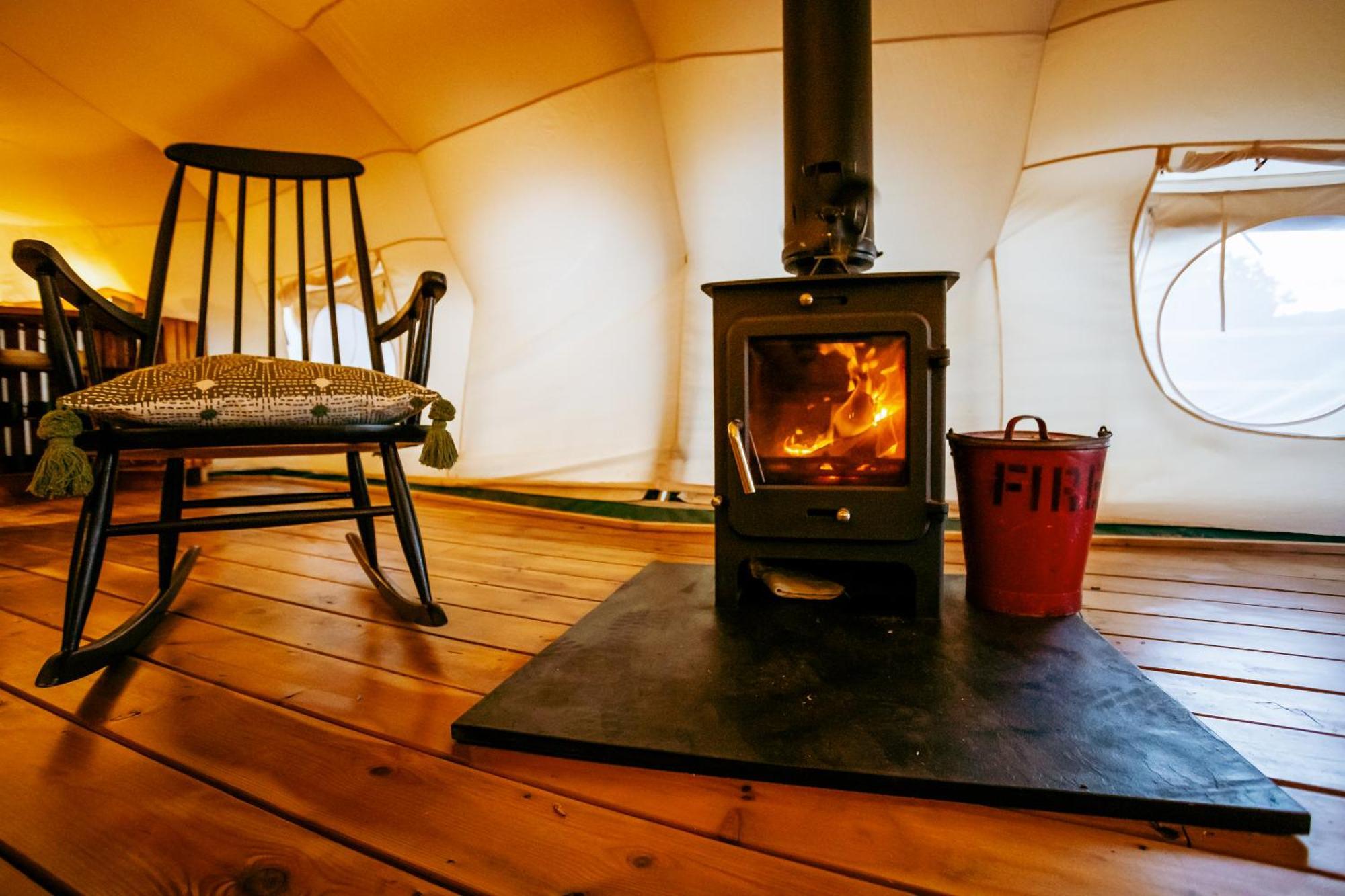 Вілла Luxury Glamping Retreat In Баттл Екстер'єр фото