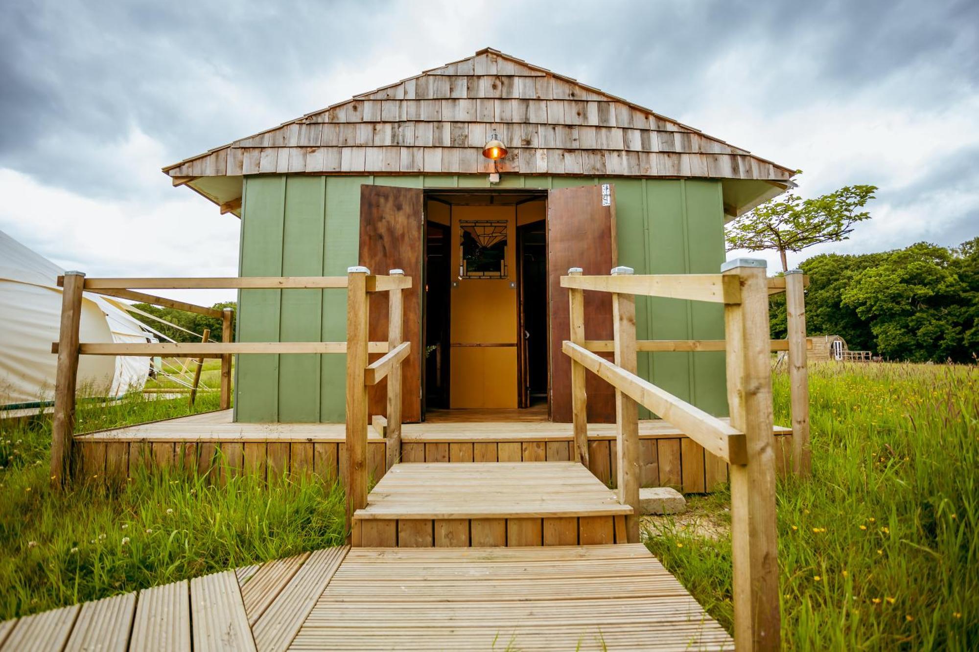 Вілла Luxury Glamping Retreat In Баттл Екстер'єр фото